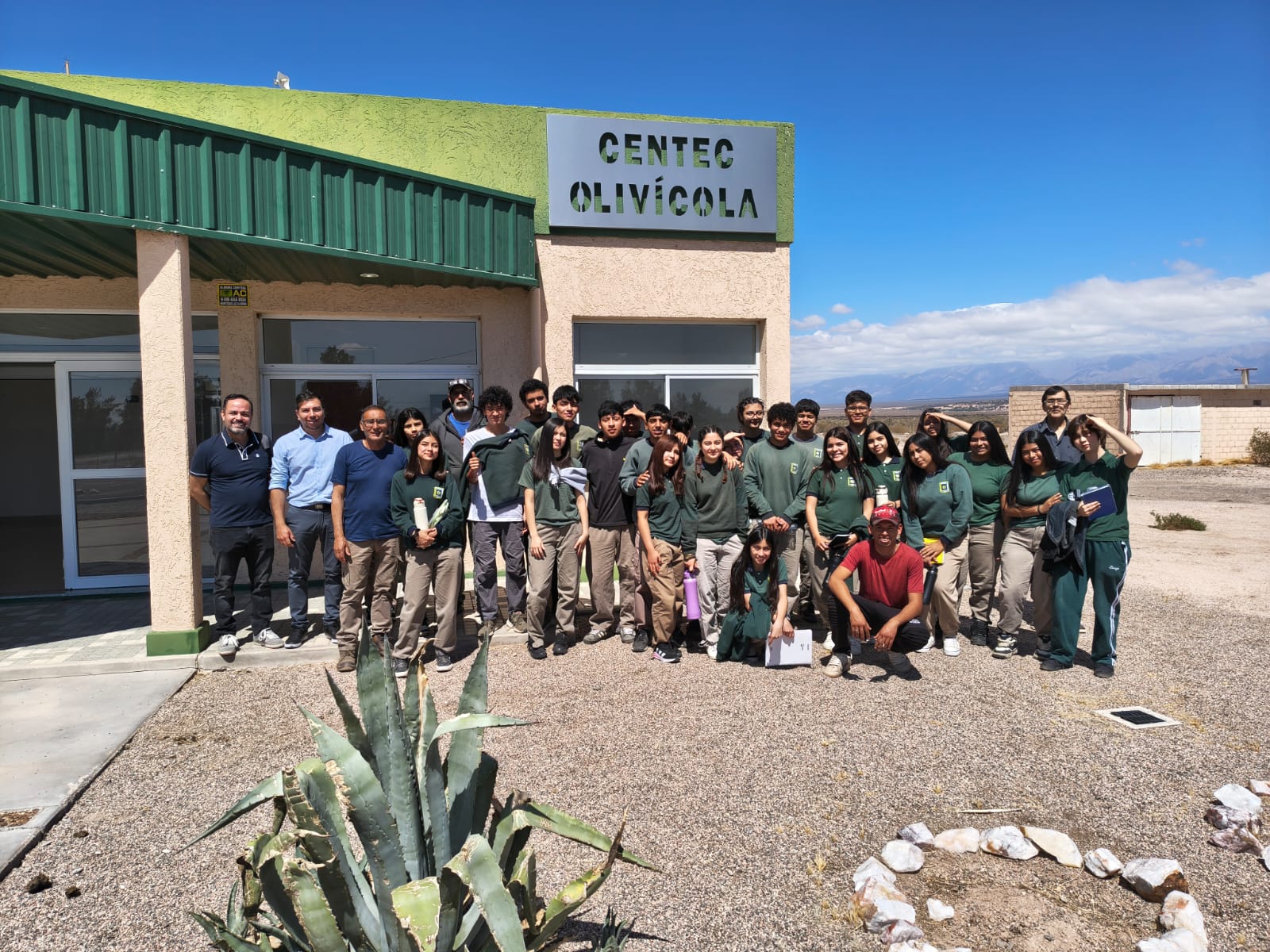 Estudiantes de Machigasta se capacitaron en <b>inteligencia artificial</b> - LA RED 88.3 LA RIOJA thumbnail